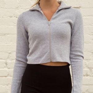 Brandy Melville Quincy zip up top in gray